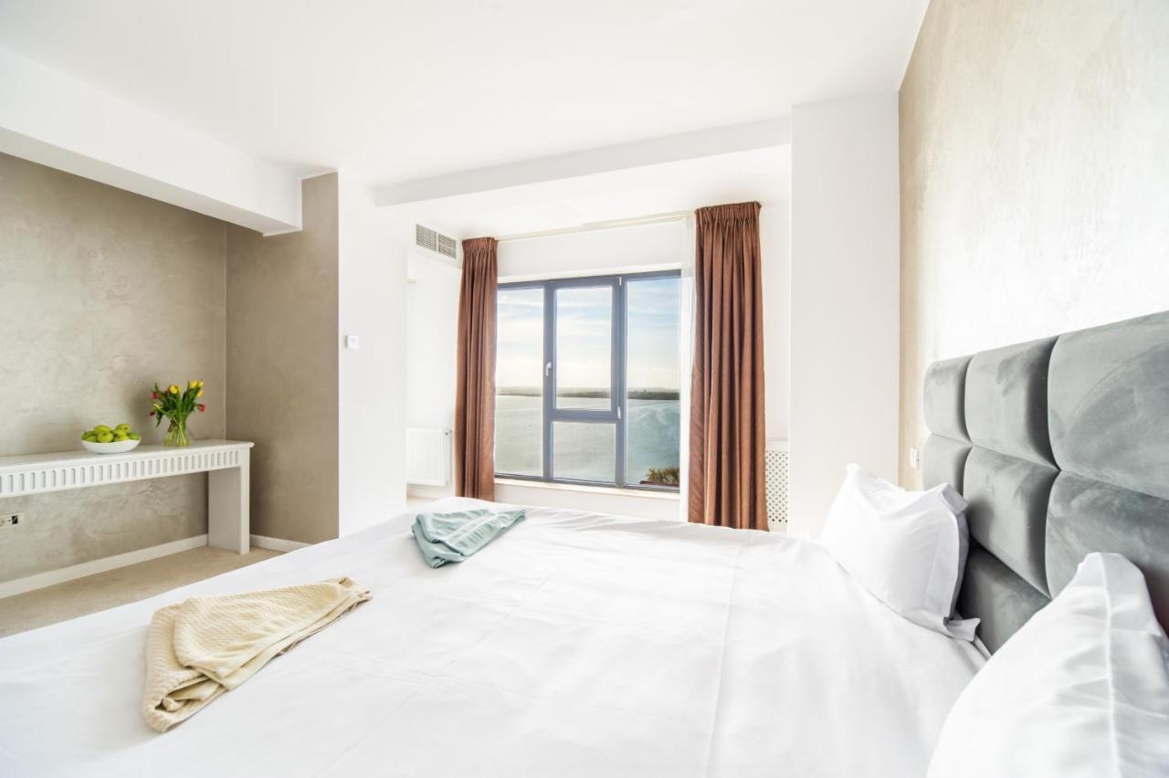 Mira Residence Apart & Penthouse Navodari Exterior photo