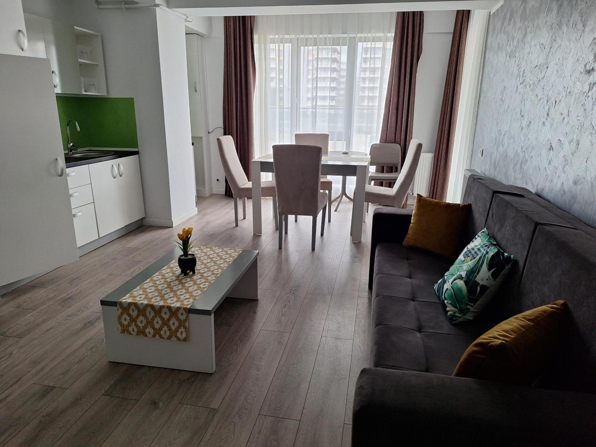 Mira Residence Apart & Penthouse Navodari Exterior photo