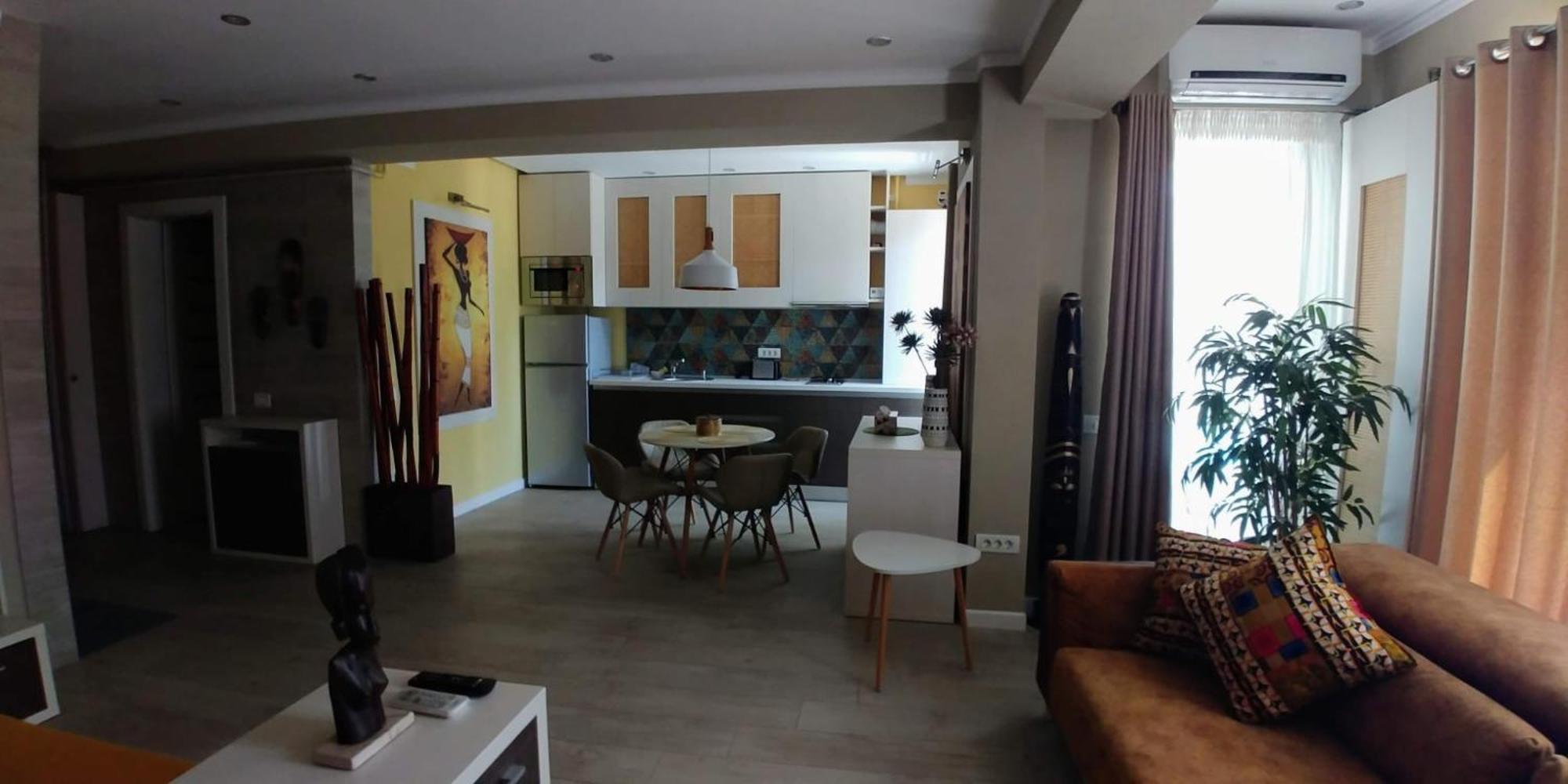 Mira Residence Apart & Penthouse Navodari Exterior photo