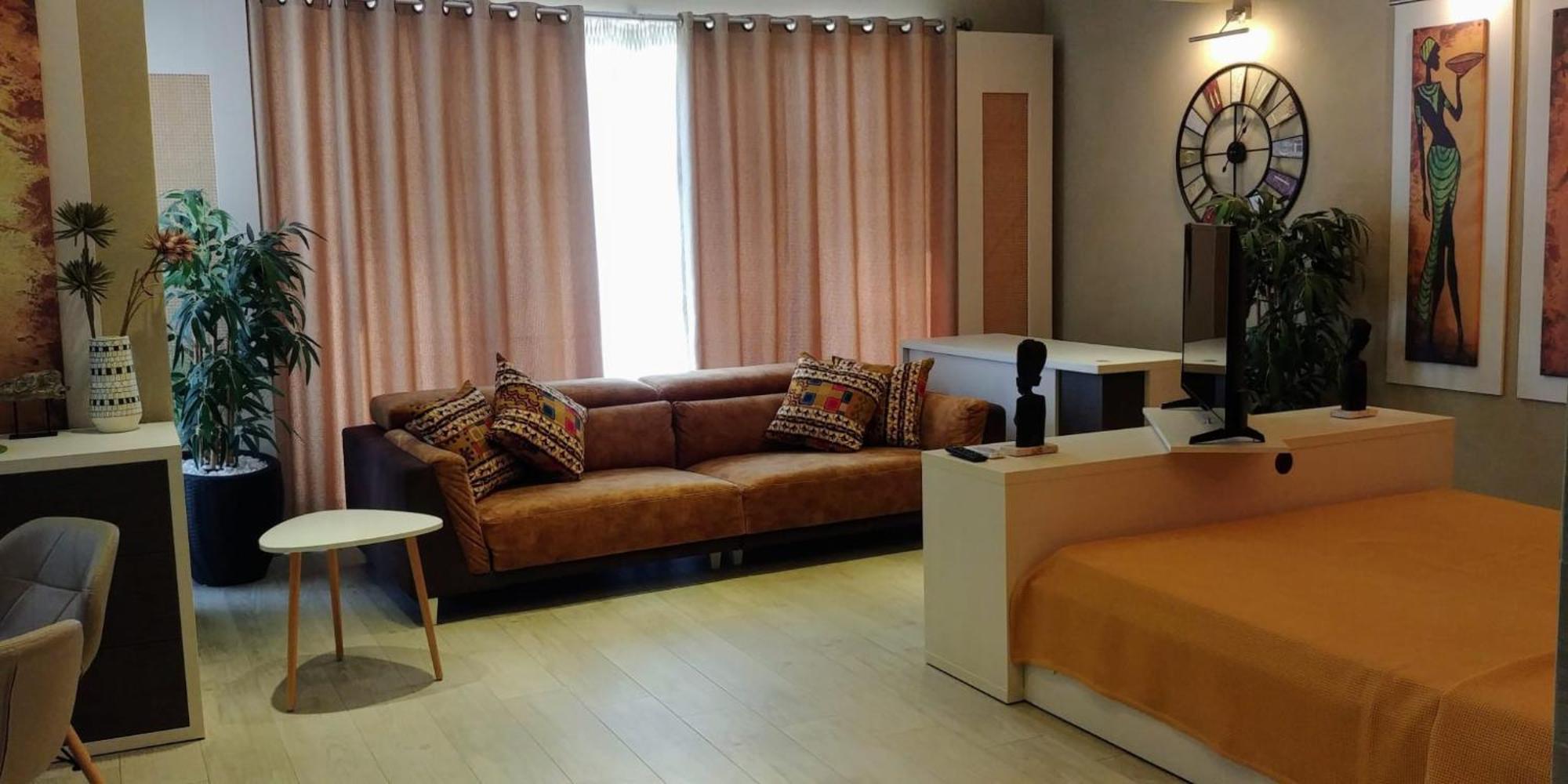 Mira Residence Apart & Penthouse Navodari Exterior photo